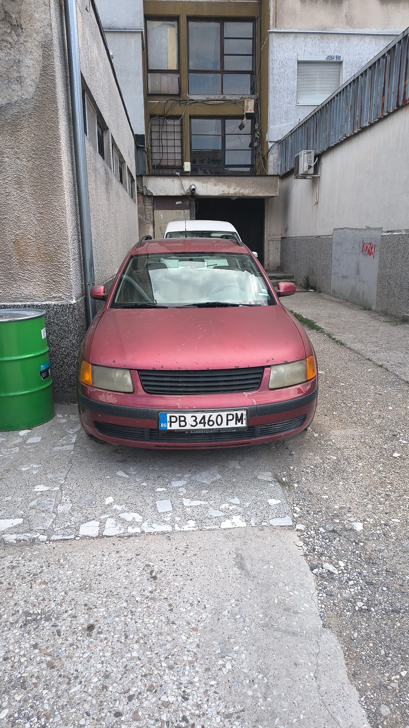 VW Passat, снимка 6 - Автомобили и джипове - 55380106