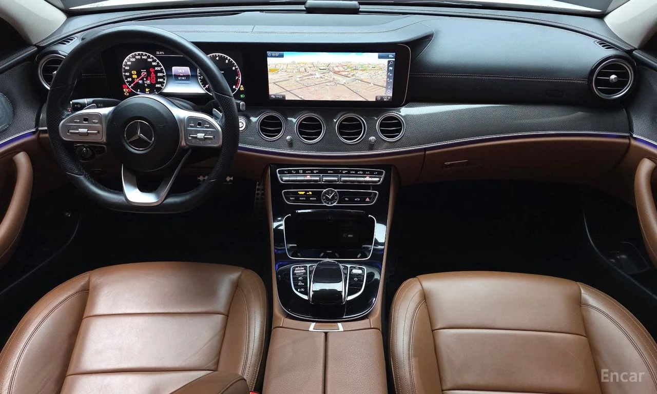 Mercedes-Benz E 350 * ФИКСИРАНА ЦЕНА ДО БЪЛГАРИЯ * АВТОКРЕДИТ, снимка 11 - Автомобили и джипове - 55399111