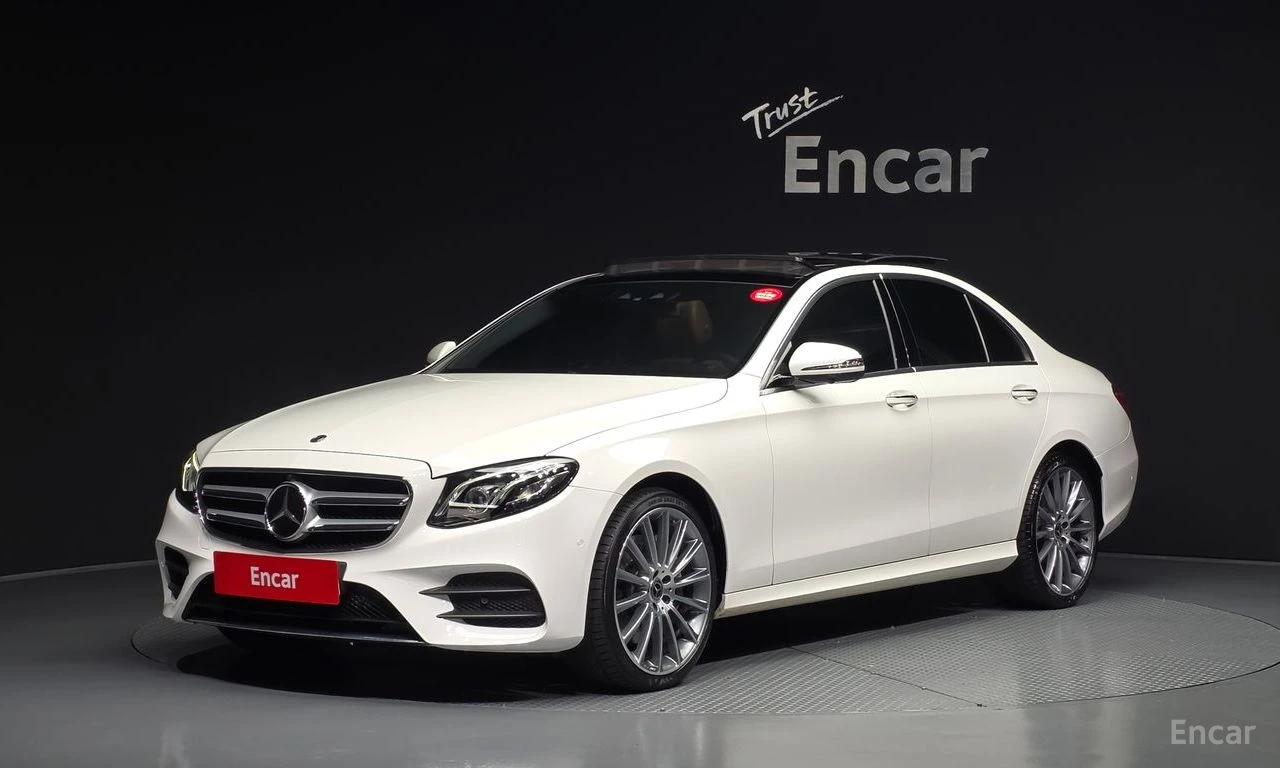 Mercedes-Benz E 350 * ФИКСИРАНА ЦЕНА ДО БЪЛГАРИЯ * АВТОКРЕДИТ, снимка 2 - Автомобили и джипове - 55399111