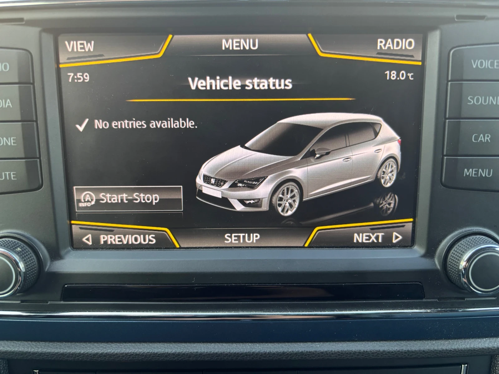 Seat Leon 1.6TDI * CONNECT* , снимка 11 - Автомобили и джипове - 56200948