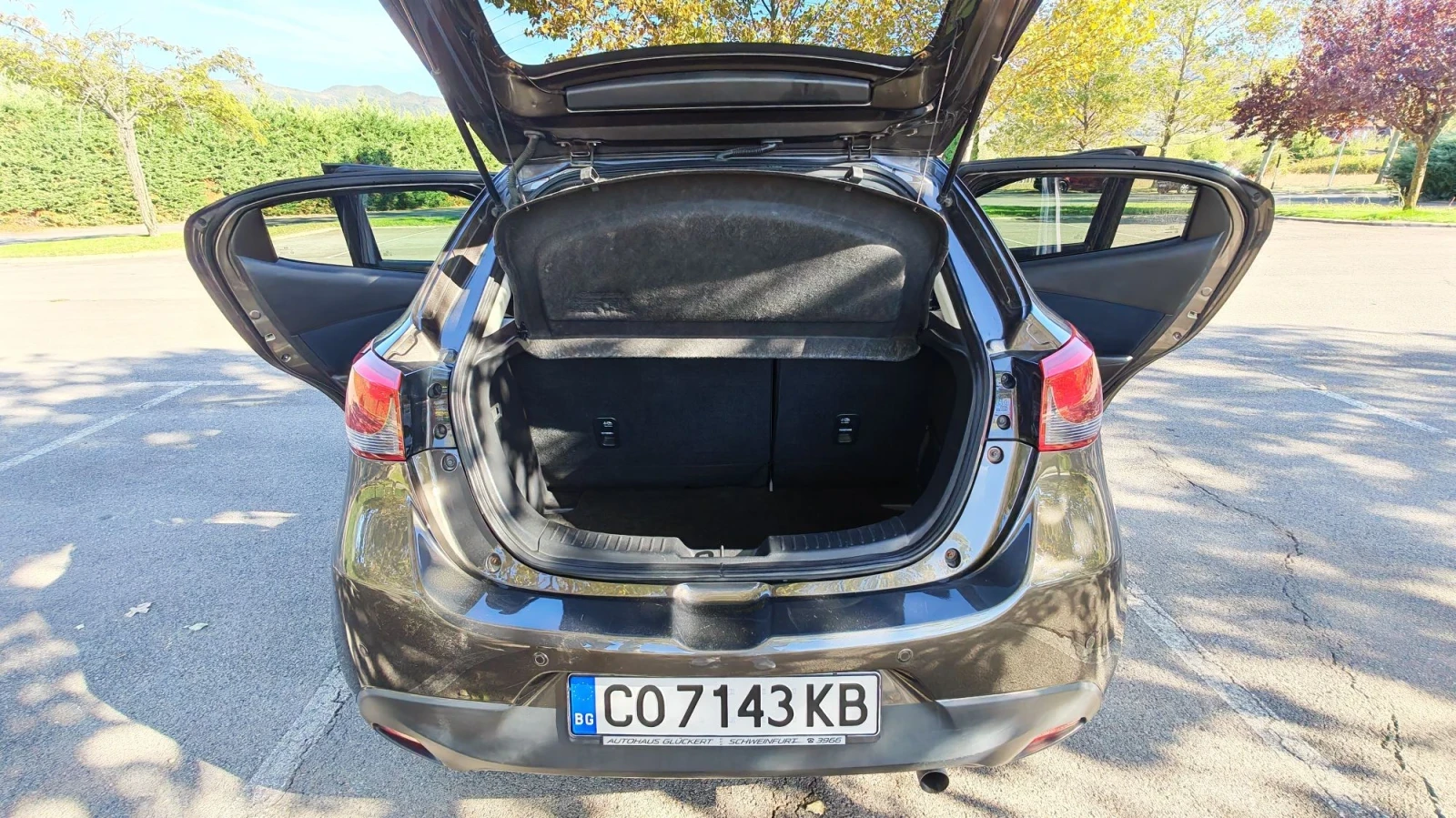 Mazda 2 1.5 Skyactiv-D , снимка 15 - Автомобили и джипове - 56362227