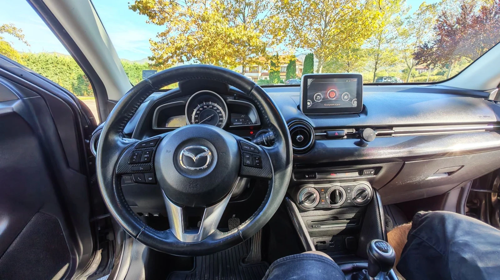 Mazda 2 1.5 Skyactiv-D , снимка 13 - Автомобили и джипове - 56362227