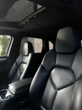 Porsche Cayenne TURBO/CAR PLAY/BOSE/KEYLESS/OБДУХВАНЕ, снимка 8