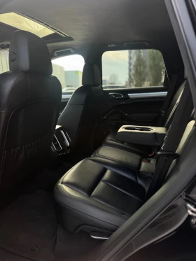Porsche Cayenne TURBO/CAR PLAY/BOSE/KEYLESS/OБДУХВАНЕ - 18999 € / 37158.81 лв. - 90765441 12