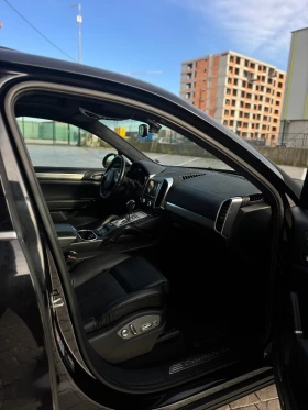 Porsche Cayenne TURBO/CAR PLAY/BOSE/KEYLESS/OБДУХВАНЕ - 18999 € / 37158.81 лв. - 90765441 11