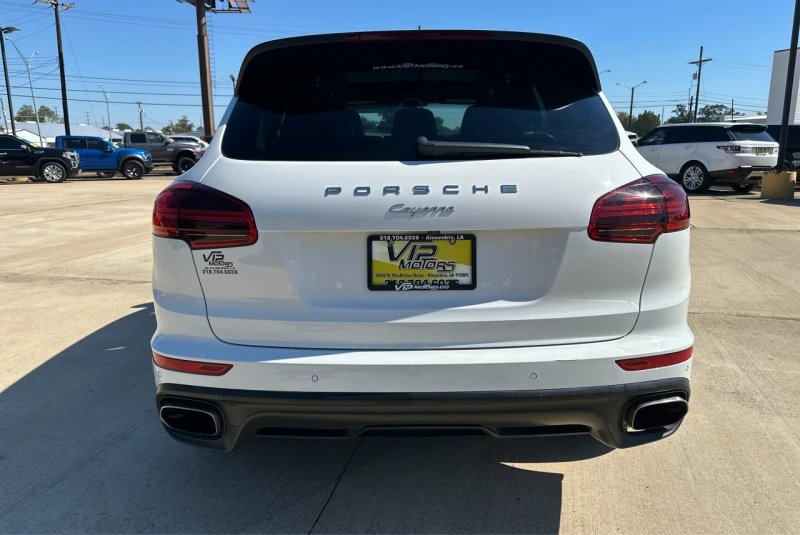 Porsche Cayenne Platinum Edition, снимка 2 - Автомобили и джипове - 47643281