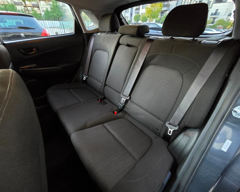 Hyundai Kona 2.0 4х4, снимка 8 - Автомобили и джипове - 52589028