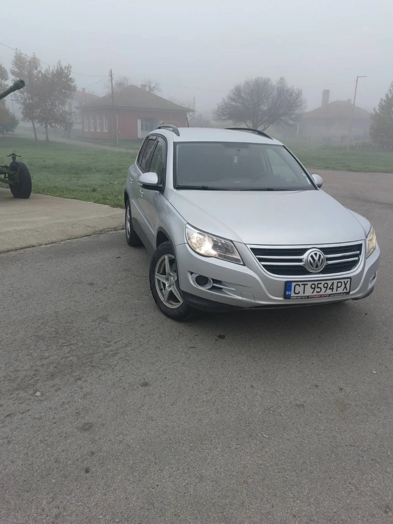 VW Tiguan, снимка 10 - Автомобили и джипове - 52420629