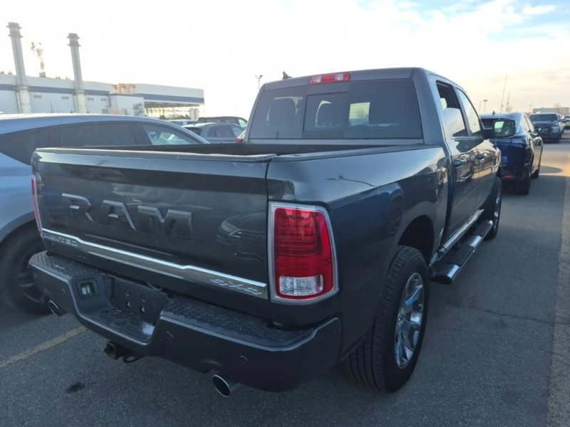 Dodge RAM 1500 * LIMITED CREW CAB SHORT BED * CARFAX * ФИНАНСИРАН, снимка 3 - Автомобили и джипове - 52700206