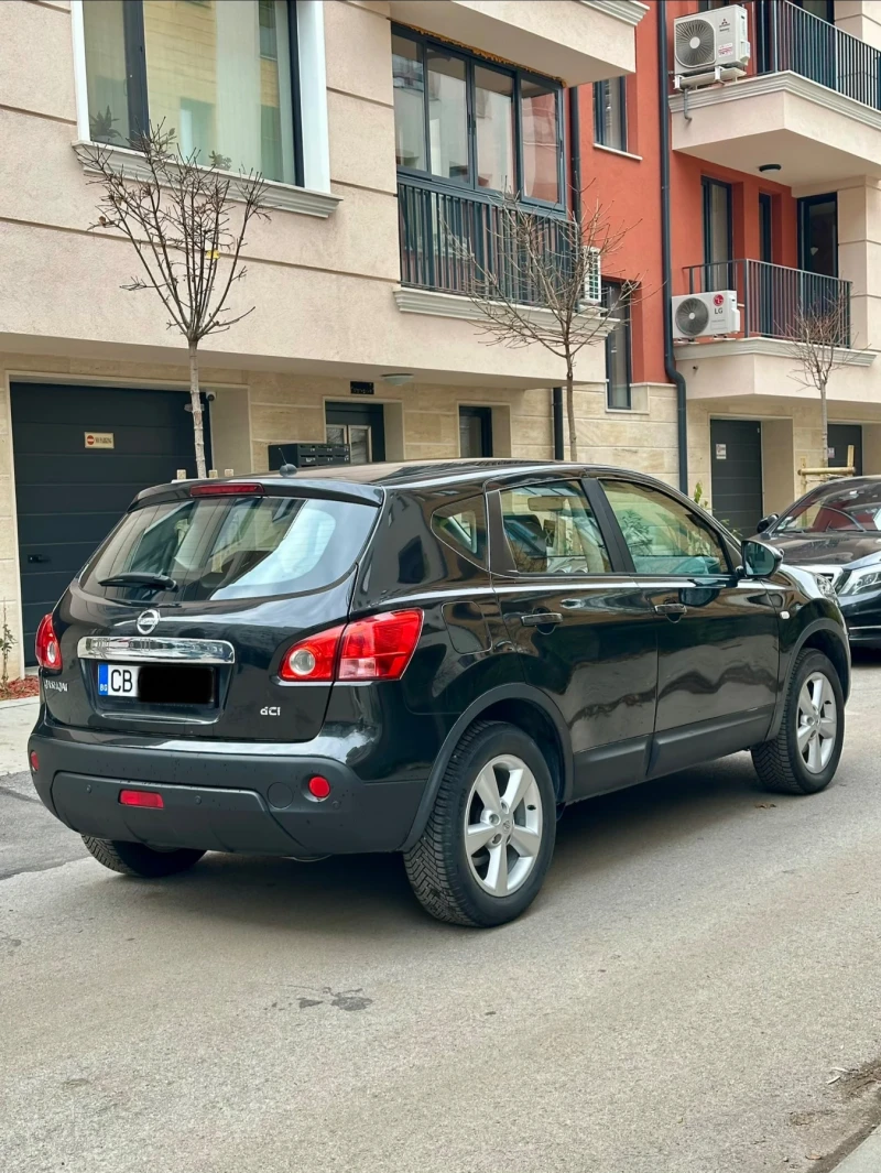 Nissan Qashqai 1.5dci, снимка 3 - Автомобили и джипове - 52711055