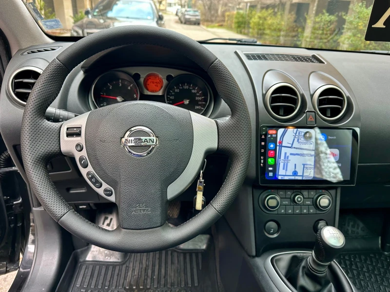 Nissan Qashqai 1.5dci, снимка 9 - Автомобили и джипове - 52711055