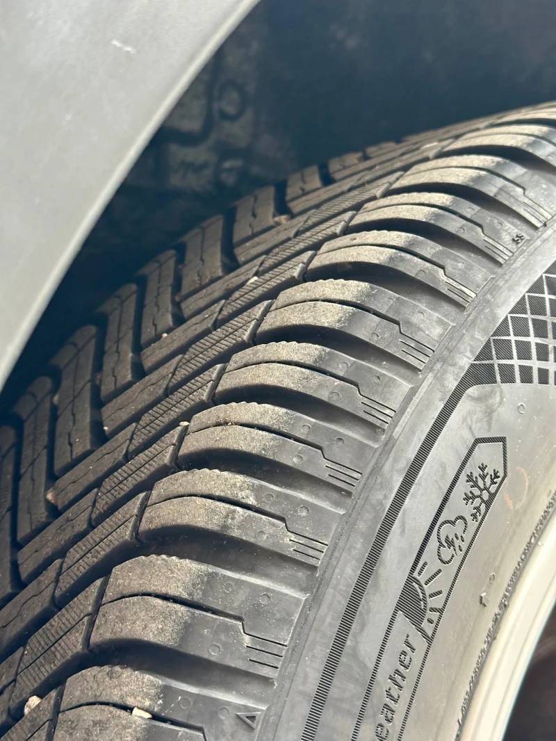 Nissan Qashqai 1.5dci, снимка 7 - Автомобили и джипове - 52711055