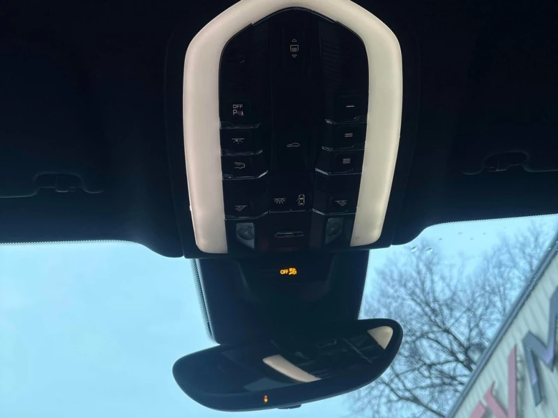 Porsche Macan 2017 GTS * БЕЗ ПЪРВОНАЧАЛНА ВНОСКА, снимка 12 - Автомобили и джипове - 52979452