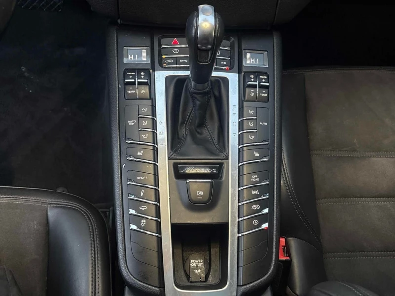 Porsche Macan 2017 GTS * БЕЗ ПЪРВОНАЧАЛНА ВНОСКА, снимка 11 - Автомобили и джипове - 52979452