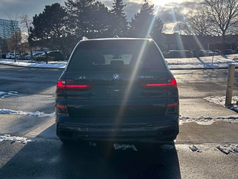 BMW X7 * M50i * CARFAX * БЕЗ ПЪРВОНАЧАЛНА ВНОСКА, снимка 4 - Автомобили и джипове - 53004478