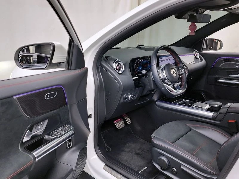 Mercedes-Benz GLA 250 2.5 4matic Висок клас оборудване, снимка 10 - Автомобили и джипове - 55750923