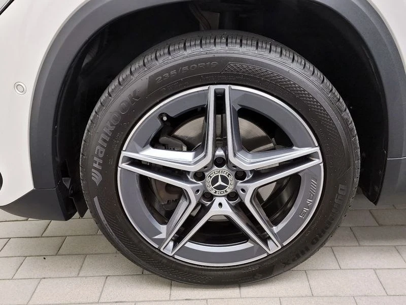 Mercedes-Benz GLA 250 2.5 4matic Висок клас оборудване, снимка 5 - Автомобили и джипове - 55750923