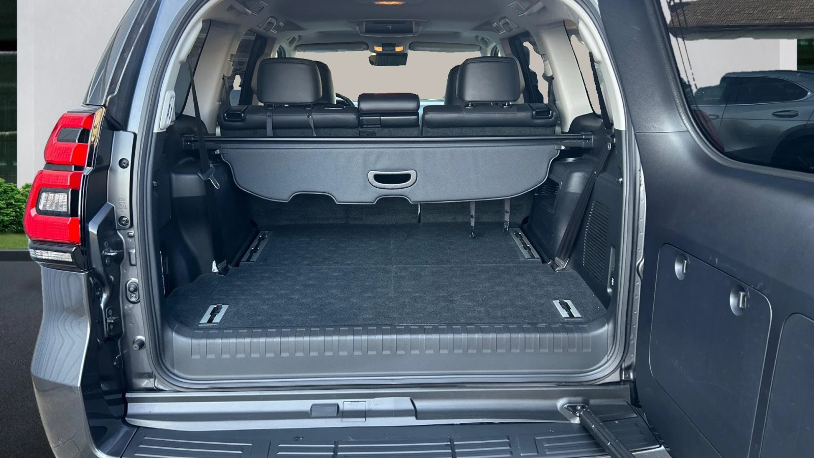 Toyota Land cruiser  2.8 D4-D, Месечна вноска от 1333 лв. - изображение 10