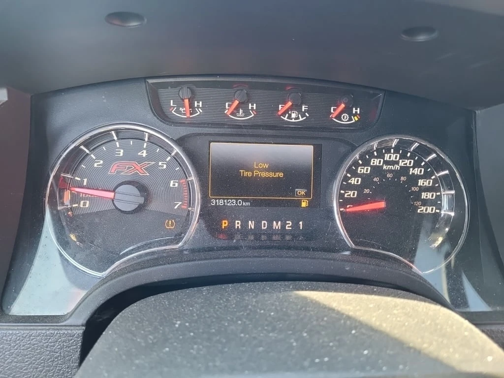 Ford F150 * FX2 CREW CAB SHORT BED * CARFAX * БЕЗ ПЪРВОНАЧАЛ - изображение 9