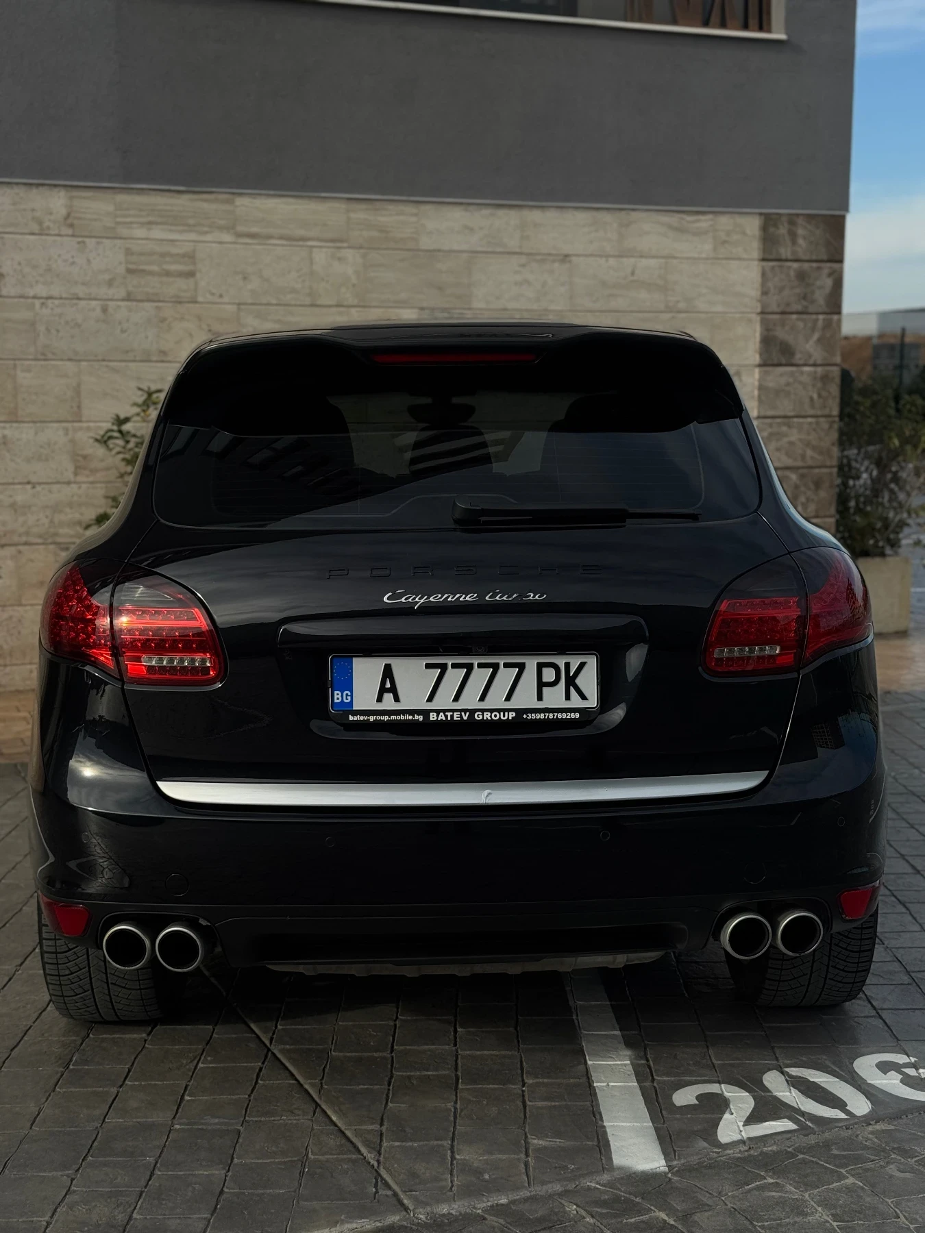 Porsche Cayenne TURBO/CAR PLAY/BOSE/KEYLESS/OБДУХВАНЕ - изображение 6