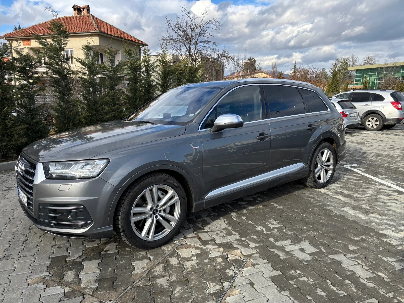 Audi Q7 Sline, снимка 4 - Автомобили и джипове - 53727375