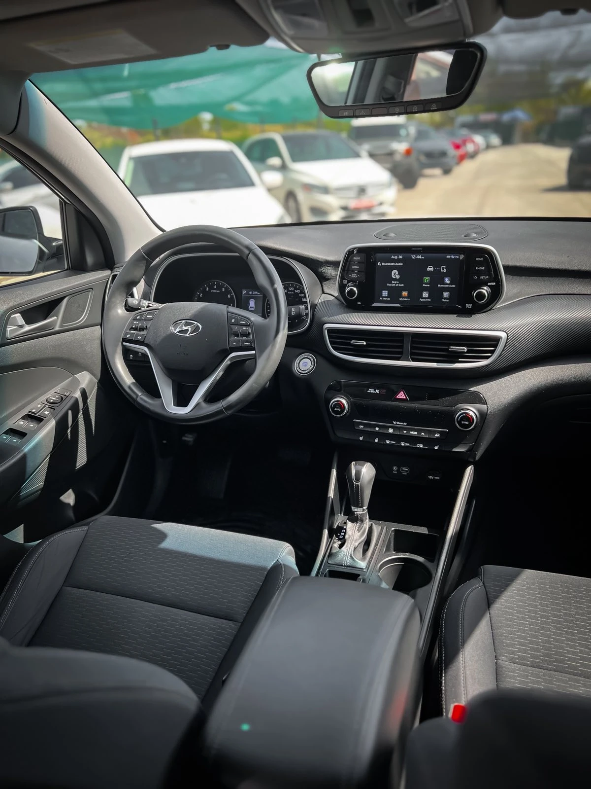 Hyundai Tucson 2.4L HTRAC/KEYLESS/FULL/PANORAMA/LANE ASIST, снимка 7 - Автомобили и джипове - 53744470