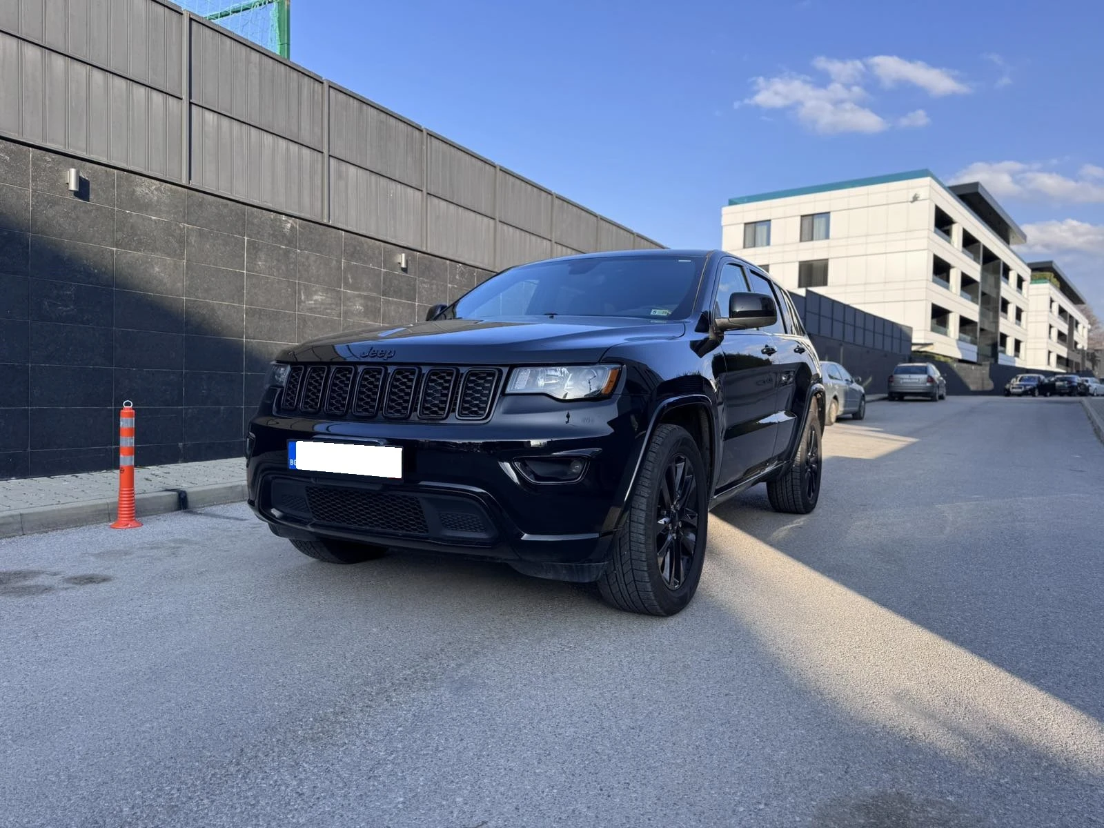Jeep Grand cherokee Altitude 4x4, Black Optic, Кожа, 20 , 8ZF AT, снимка 6 - Автомобили и джипове - 53850632