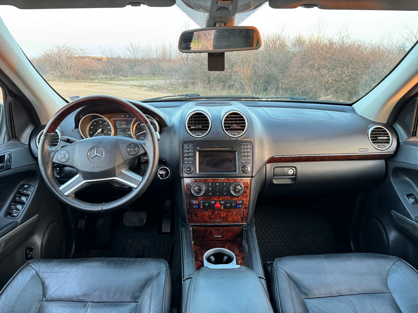 Mercedes-Benz GL 500 AMG FULL, снимка 11 - Автомобили и джипове - 53866170
