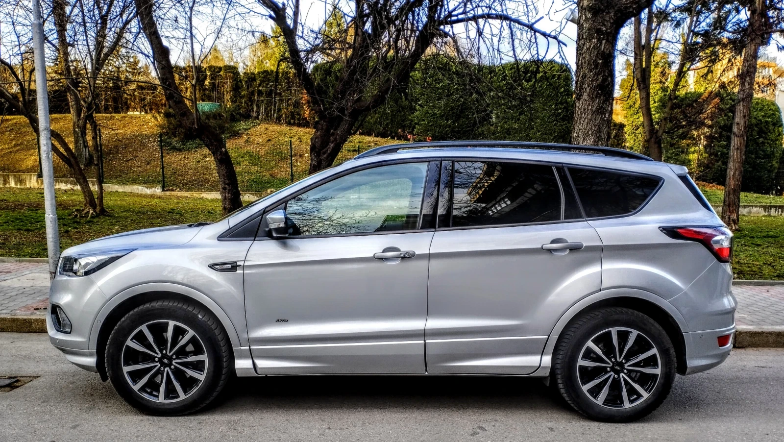 Ford Kuga 65 700км 1-ви СОБСТВЕНИК, снимка 6 - Автомобили и джипове - 54355296