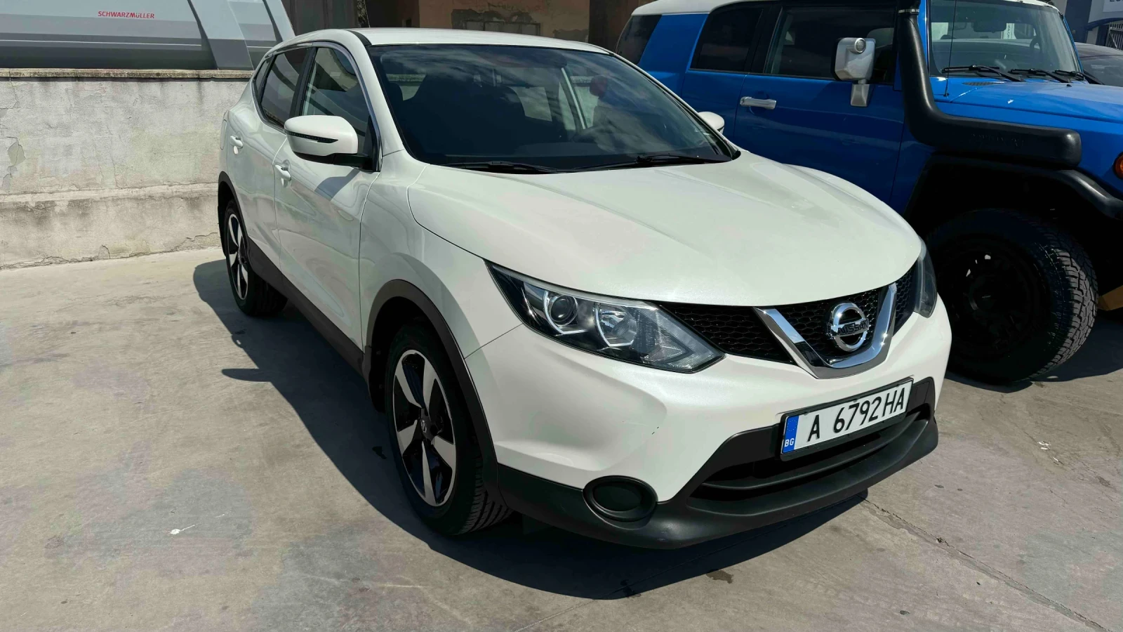 Nissan Qashqai 1.2 , снимка 9 - Автомобили и джипове - 55186867