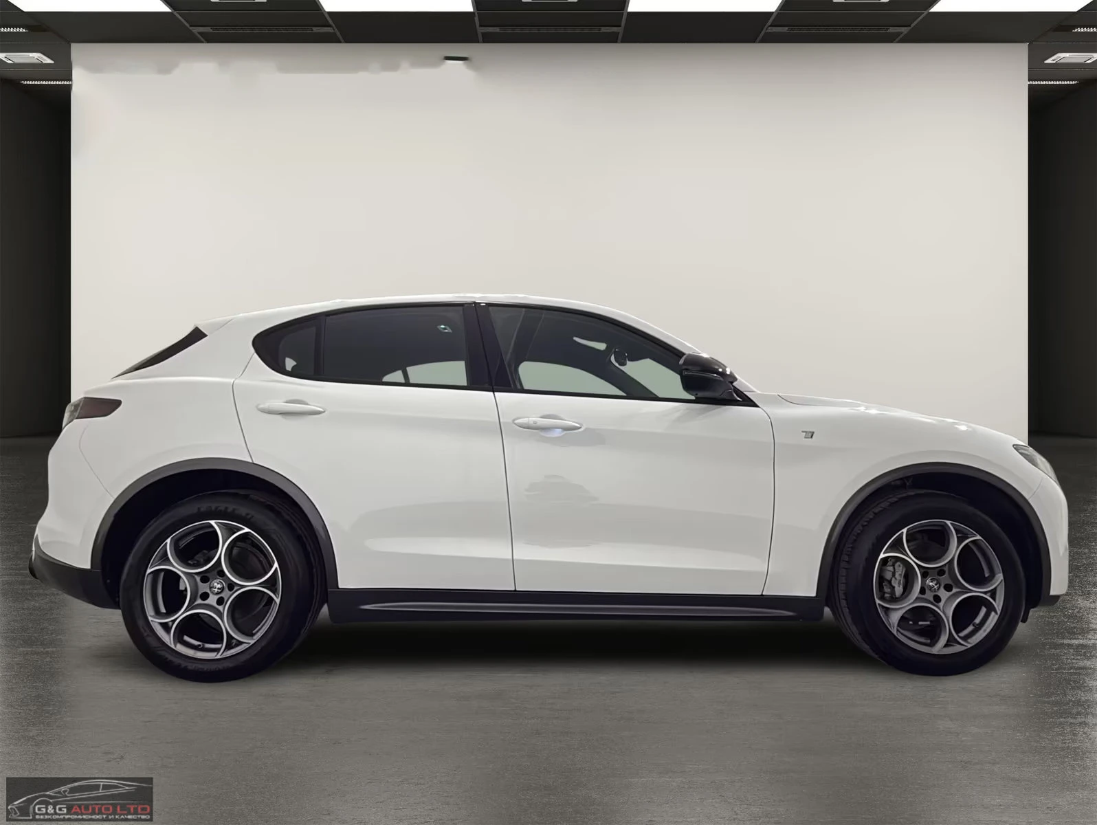 Alfa Romeo Stelvio Ti Q4/209HP/MATRIX/CAM/MEMO/CPLAY/LED/567q, снимка 5 - Автомобили и джипове - 55542971
