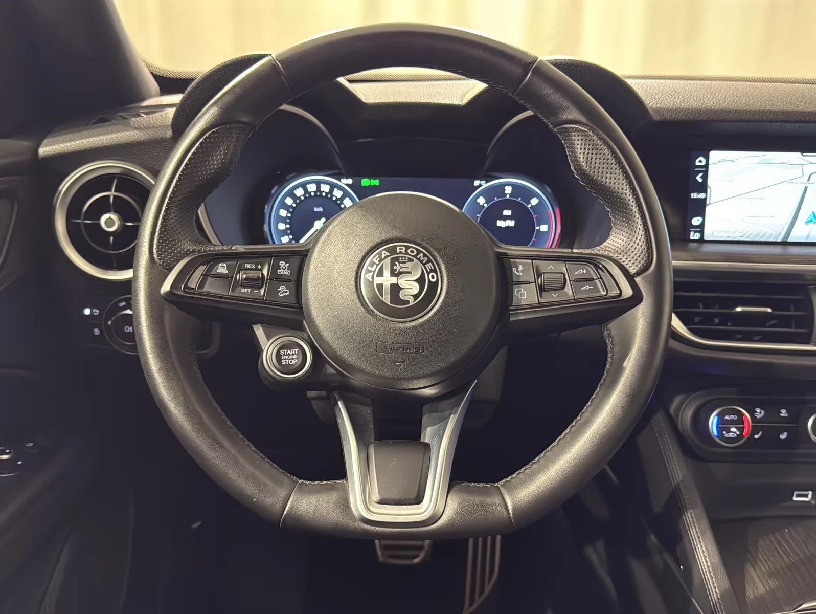 Alfa Romeo Stelvio Ti Q4/209HP/MATRIX/CAM/MEMO/CPLAY/LED/567q, снимка 8 - Автомобили и джипове - 55542971