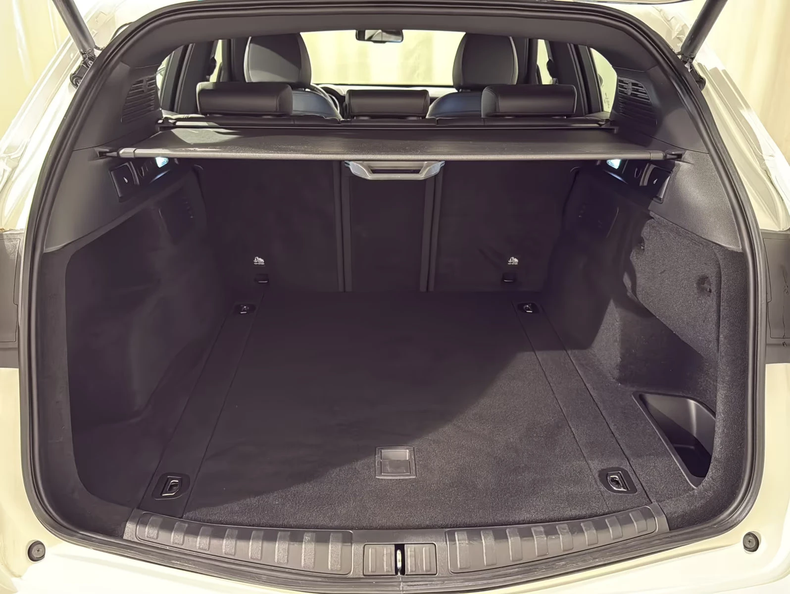 Alfa Romeo Stelvio Ti Q4/209HP/MATRIX/CAM/MEMO/CPLAY/LED/567q, снимка 12 - Автомобили и джипове - 55542971