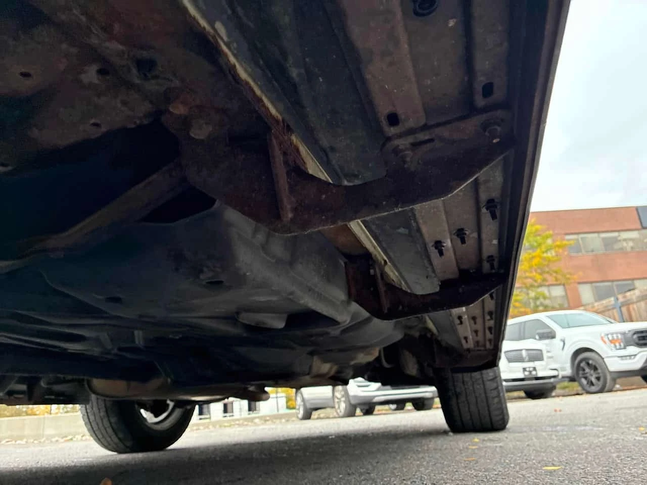 Toyota Highlander  XLE / CARFAX / ЦЕНА ДО БЪЛГАРИЯ, снимка 16 - Автомобили и джипове - 56323600