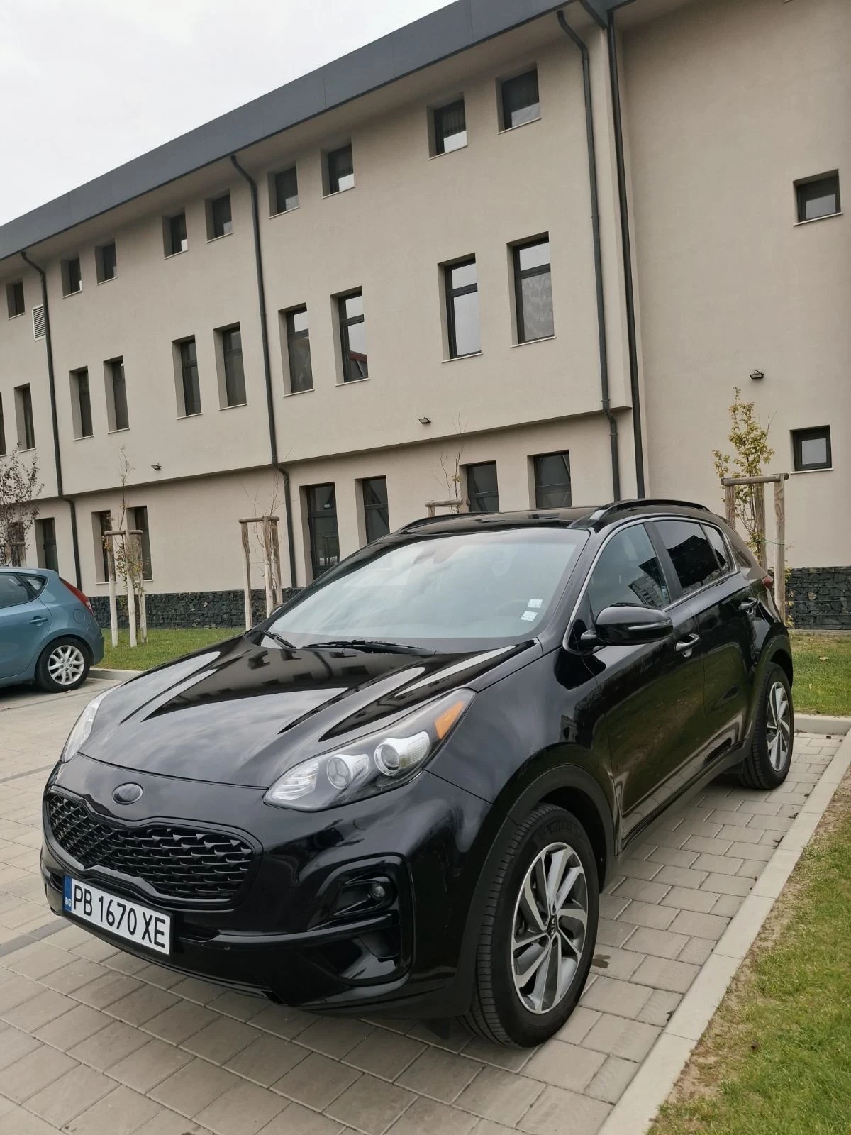 Kia Sportage S, снимка 2 - Автомобили и джипове - 56744470