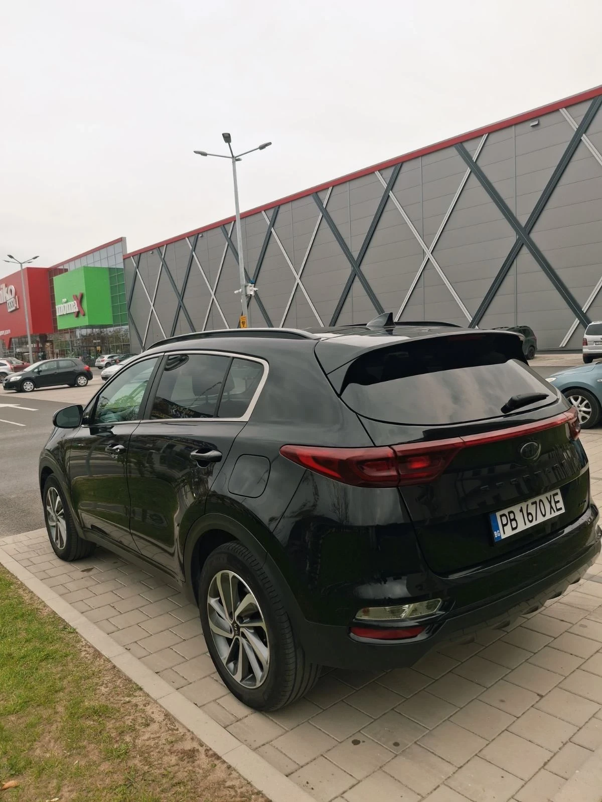 Kia Sportage S, снимка 5 - Автомобили и джипове - 56744470
