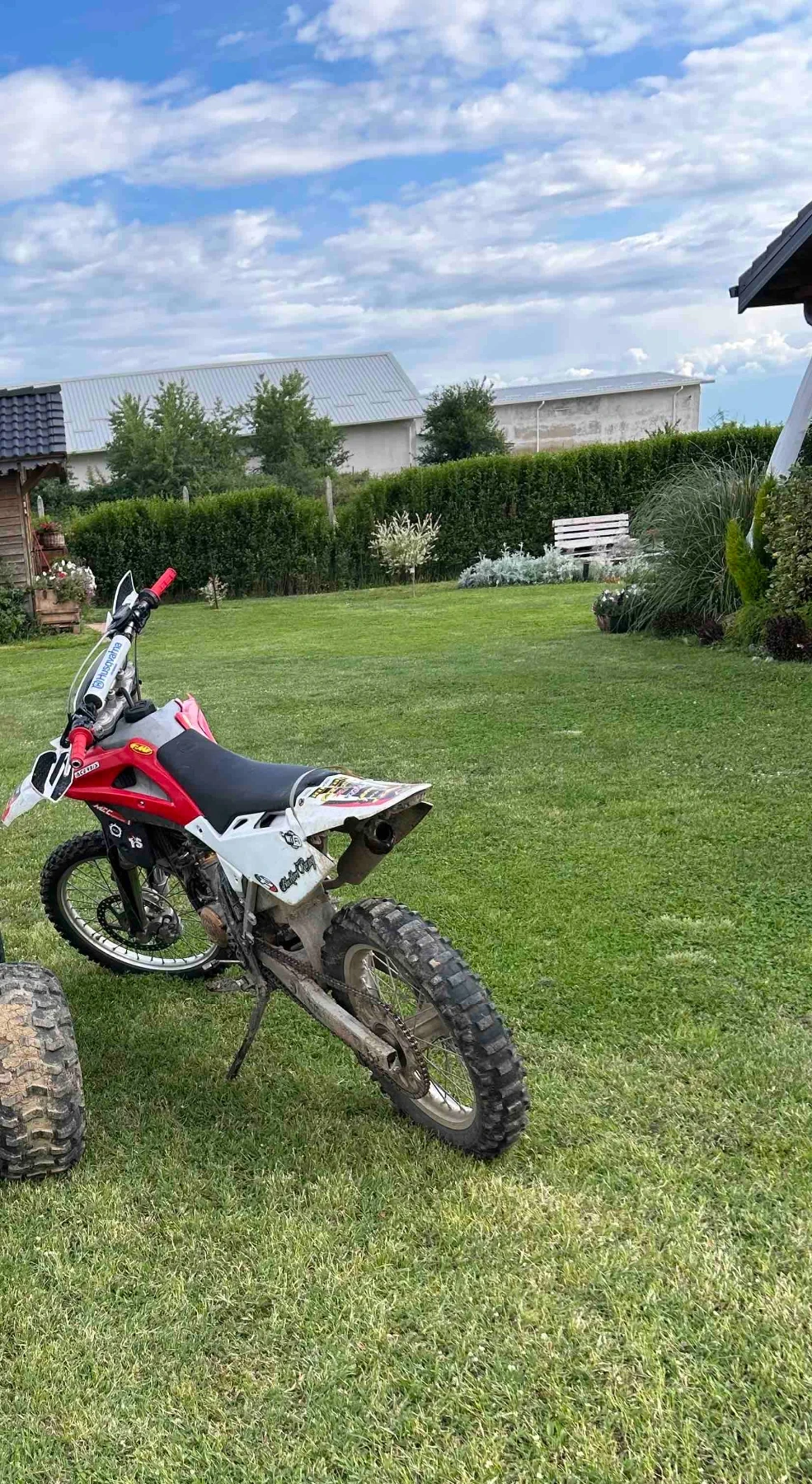 Husqvarna WR 125, снимка 2 - Мотоциклети и мототехника - 54571644
