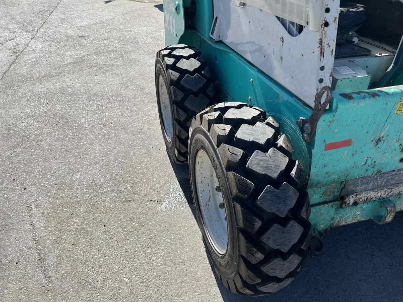 Мини челни товарачи GEHL Mustang 2044, снимка 5 - Индустриална техника - 51807771