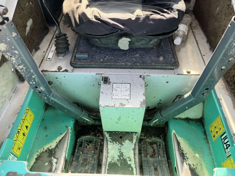 Мини челни товарачи GEHL Mustang 2044, снимка 8 - Индустриална техника - 51807771