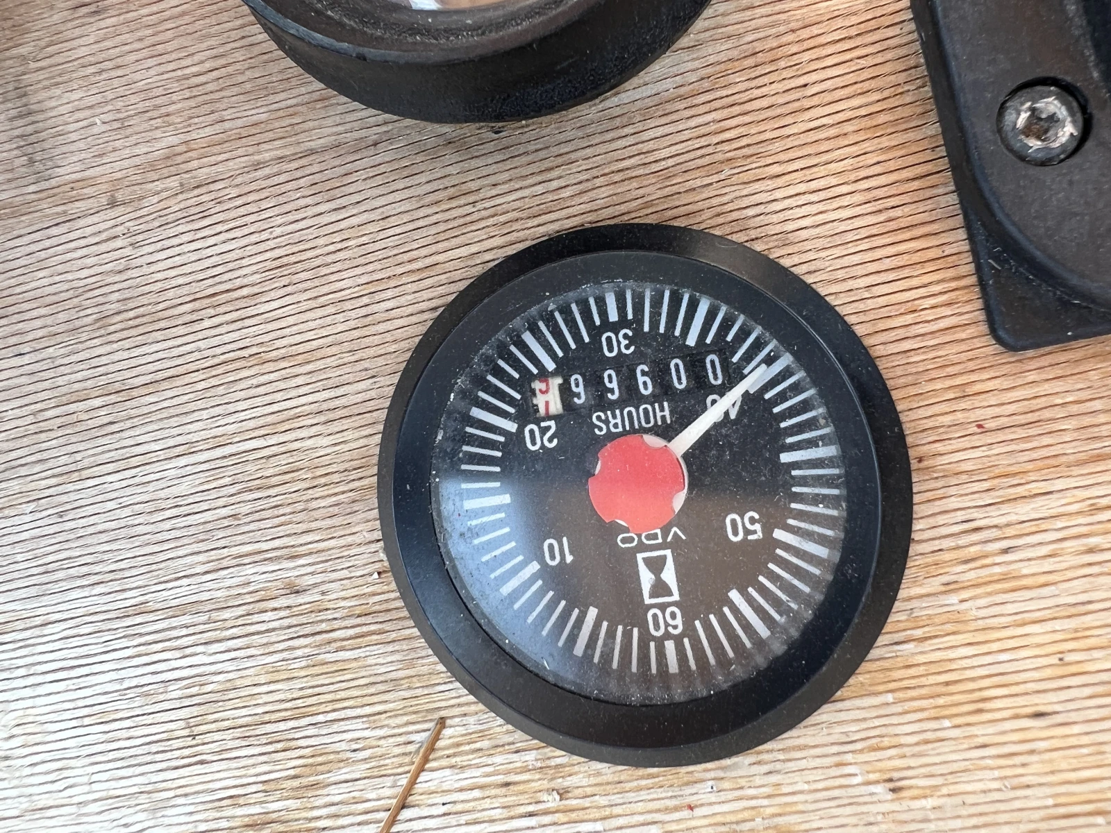   Oost Jachtwerf 8.5 , VOLVO-PENTA | Mobile.bg   15