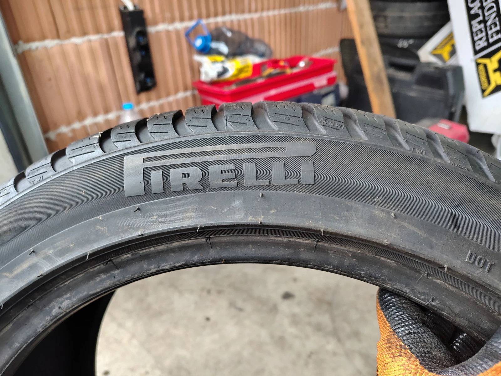 Гуми Зимни 245/45R18, снимка 6 - Гуми и джанти - 54094843