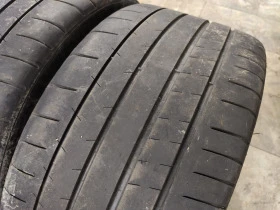      245/35R18