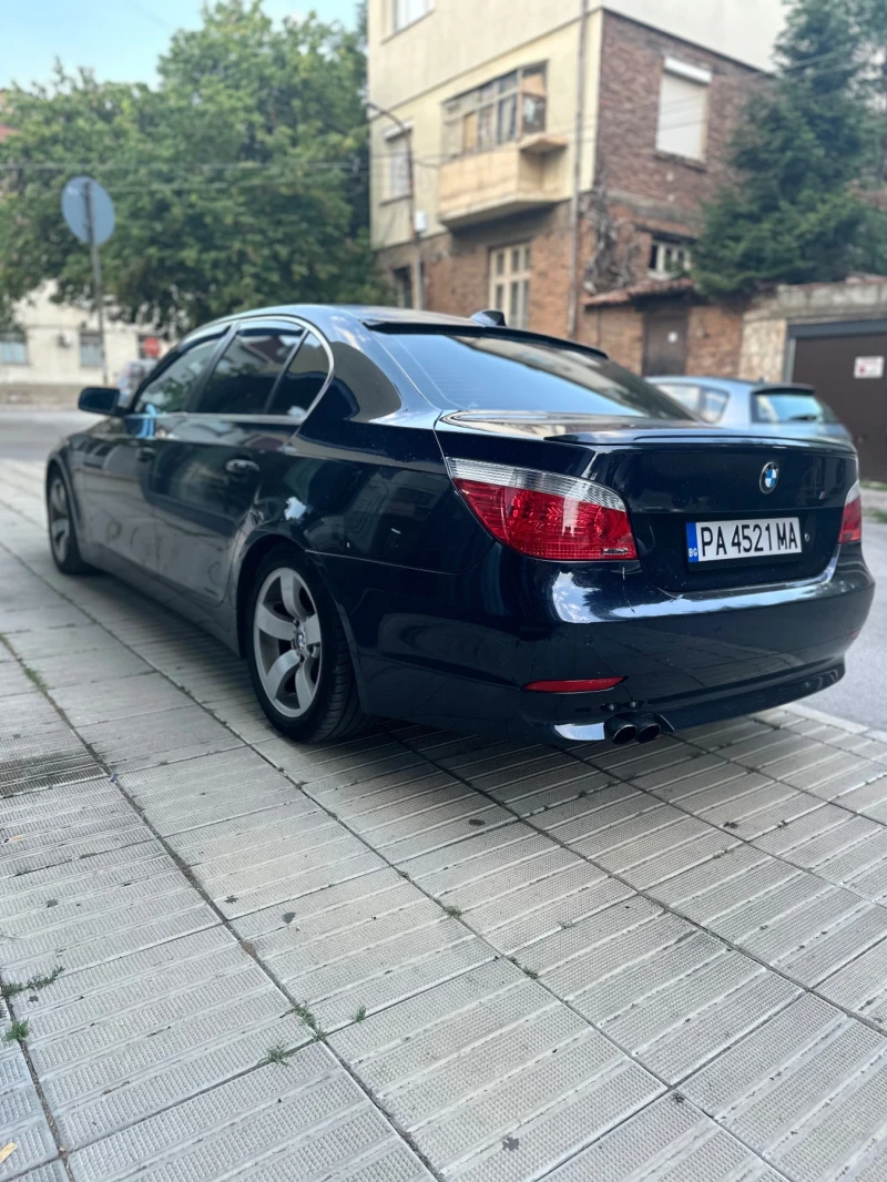 BMW 523, снимка 2 - Автомобили и джипове - 48954397