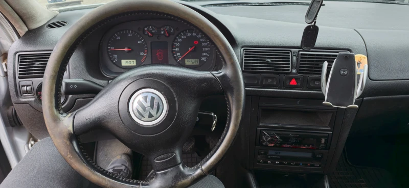 VW Golf 4, снимка 8 - Автомобили и джипове - 49170776