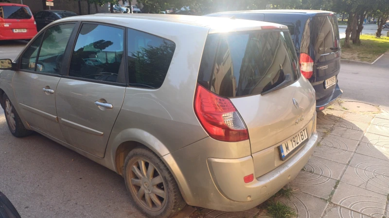 Renault Grand scenic, снимка 5 - Автомобили и джипове - 50601921
