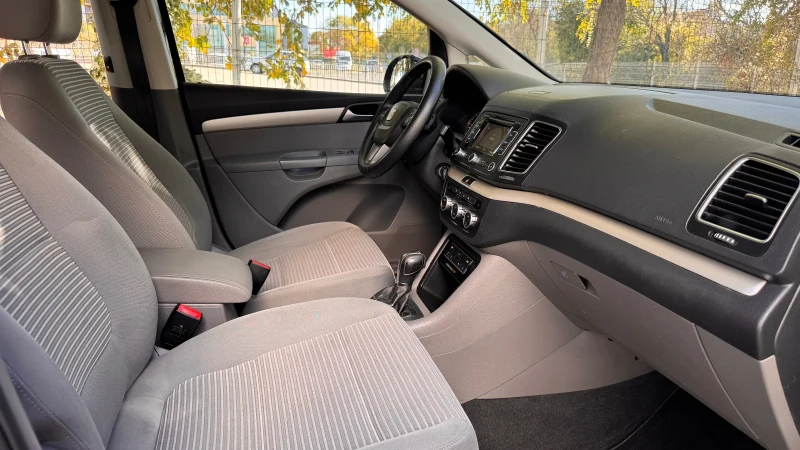 Seat Alhambra 2.0 TDi, снимка 10 - Автомобили и джипове - 52176337