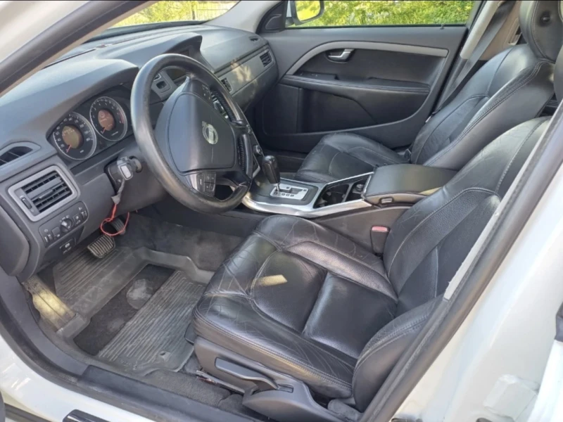 Volvo V70, снимка 11 - Автомобили и джипове - 52227100