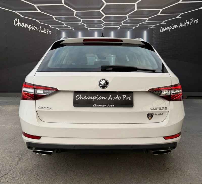 Skoda Superb 2.0 TSI, снимка 5 - Автомобили и джипове - 53093788