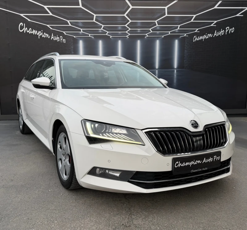 Skoda Superb 2.0 TSI, снимка 3 - Автомобили и джипове - 53093788