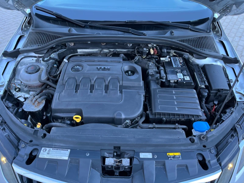 Skoda Octavia Дизел, 2019г. Реални Киломтри , Пълна сервизна ист, снимка 5 - Автомобили и джипове - 53342263